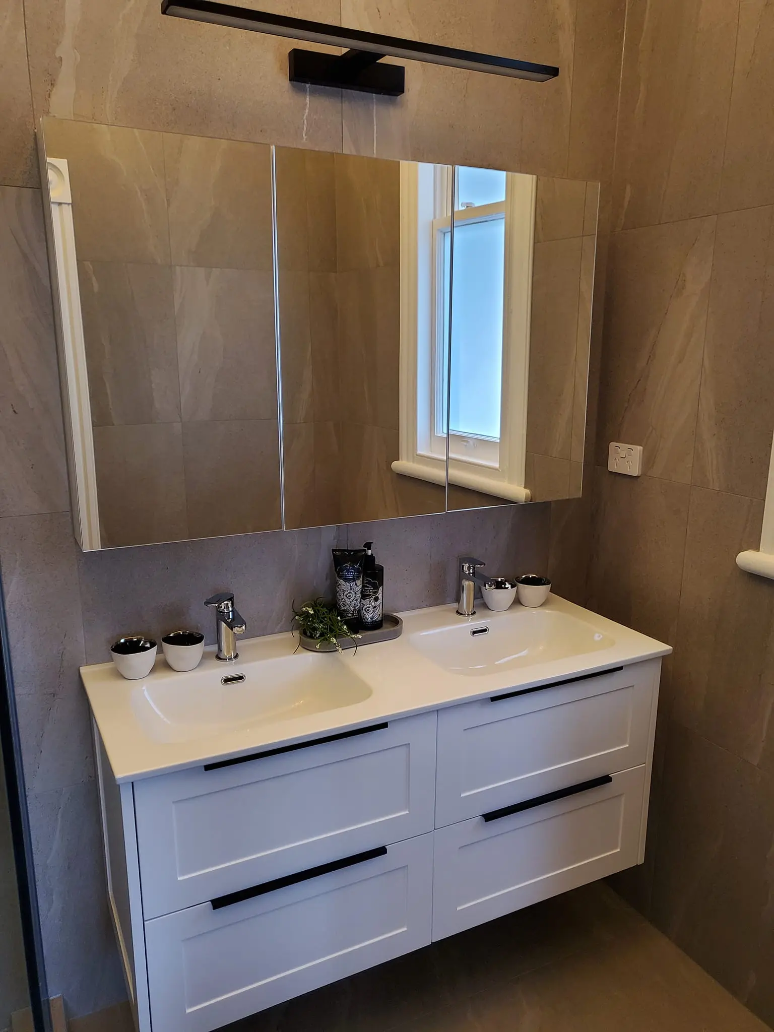 Double Sink